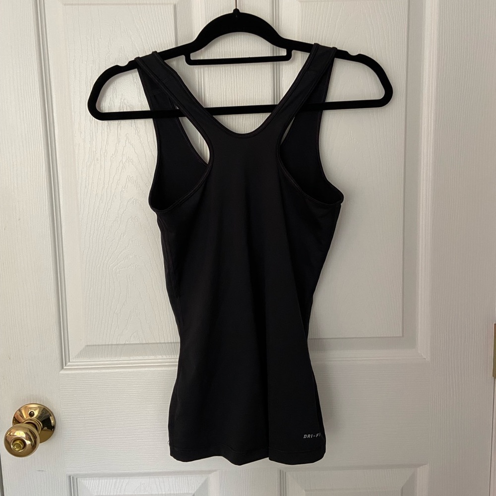 Nike Pro Black Running Tank Top - Picture 2 of 3